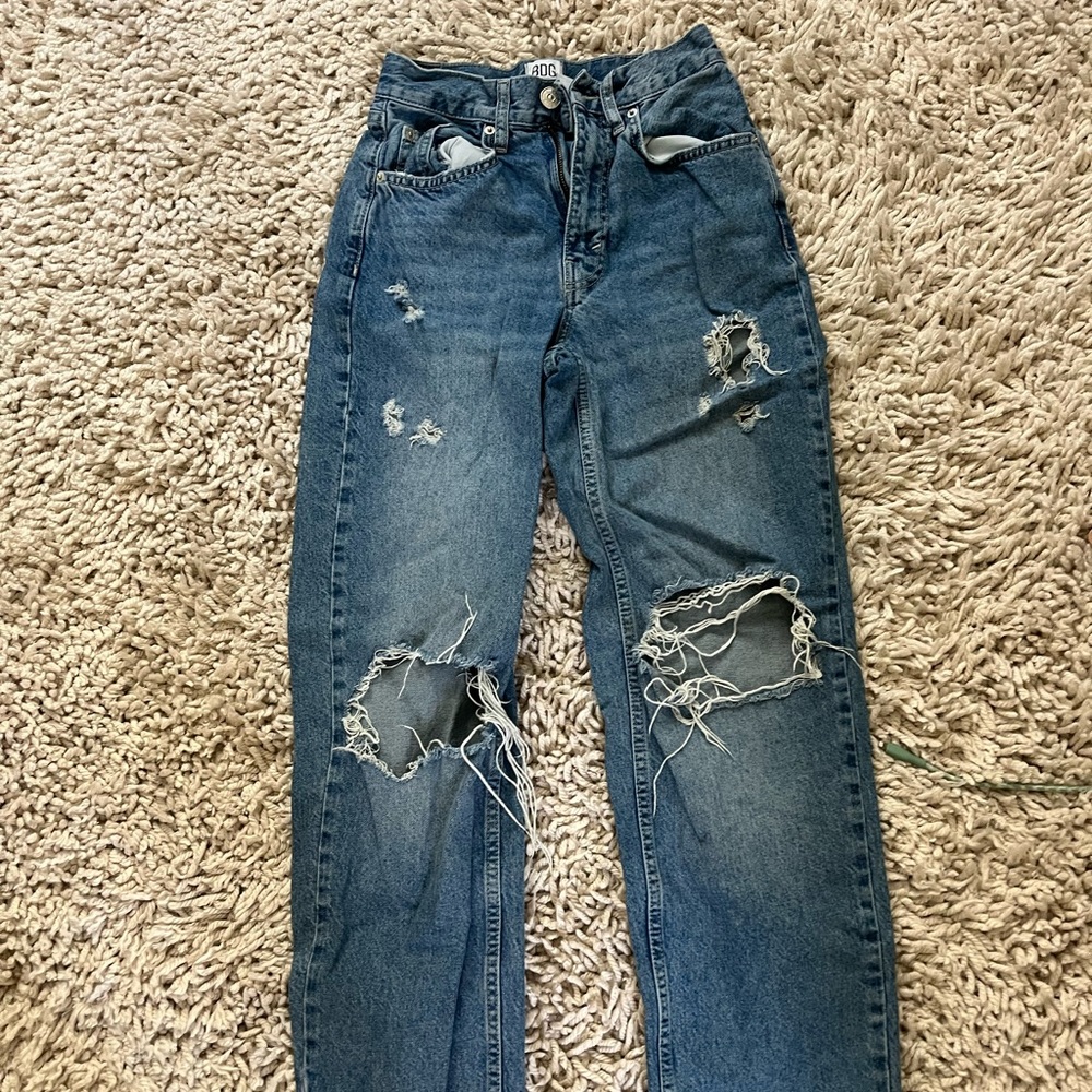 Wide Leg Ripped Jeans - Picture 3 of 4